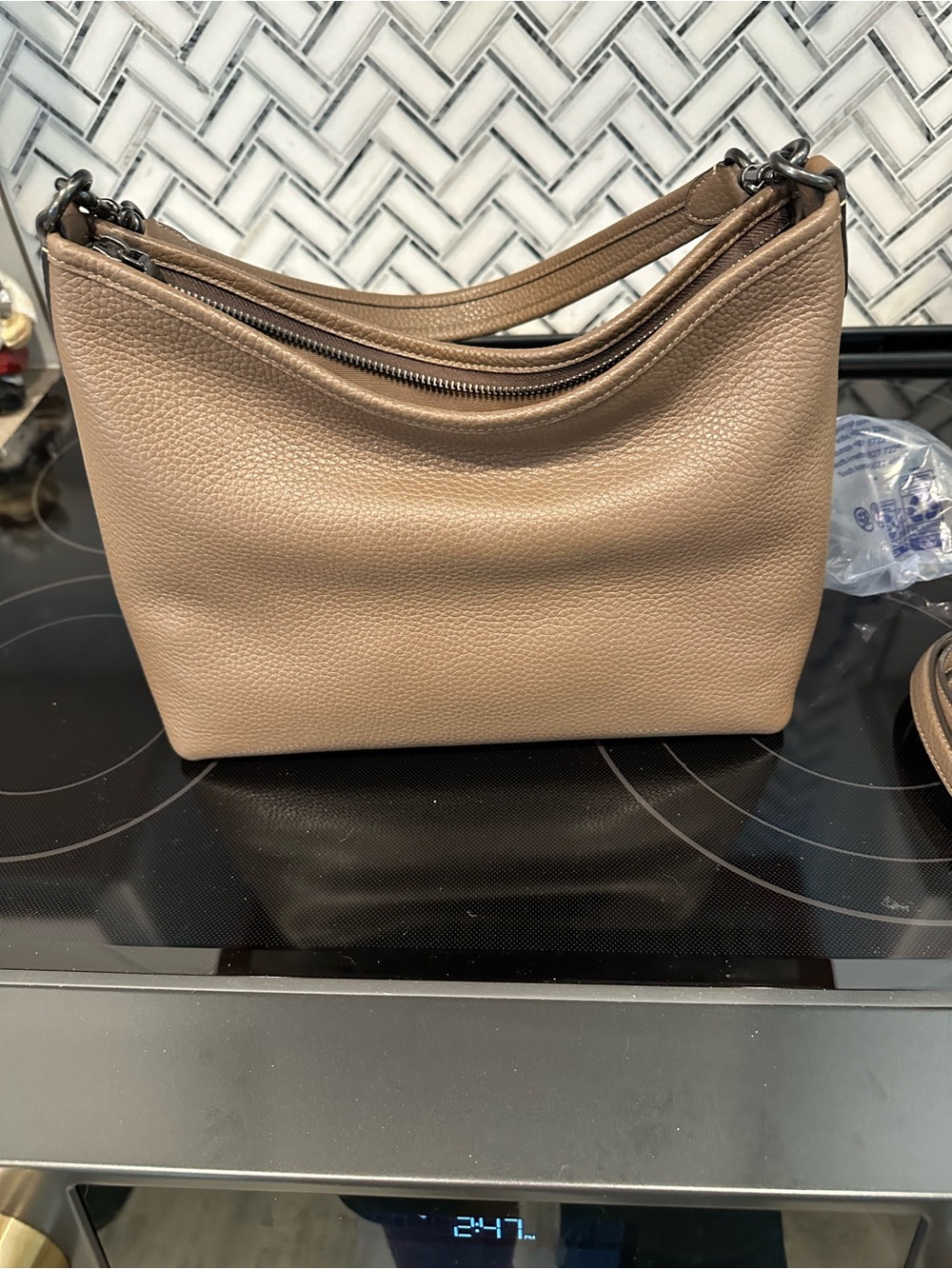 Coach Laurel shoulder bag in Dark Stone with gunmetal accents - Picture 2 of 11